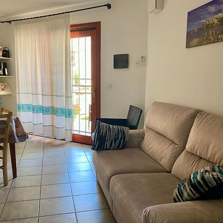 Casa Rosa Lägenhet Olbia Exteriör bild