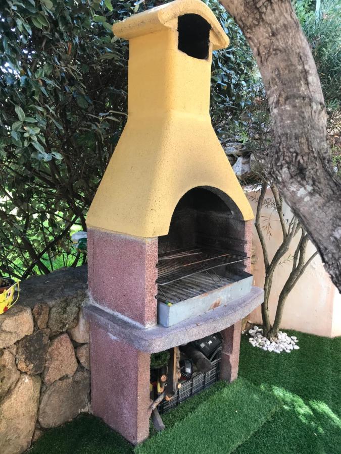 Casa Rosa Lägenhet Olbia Exteriör bild