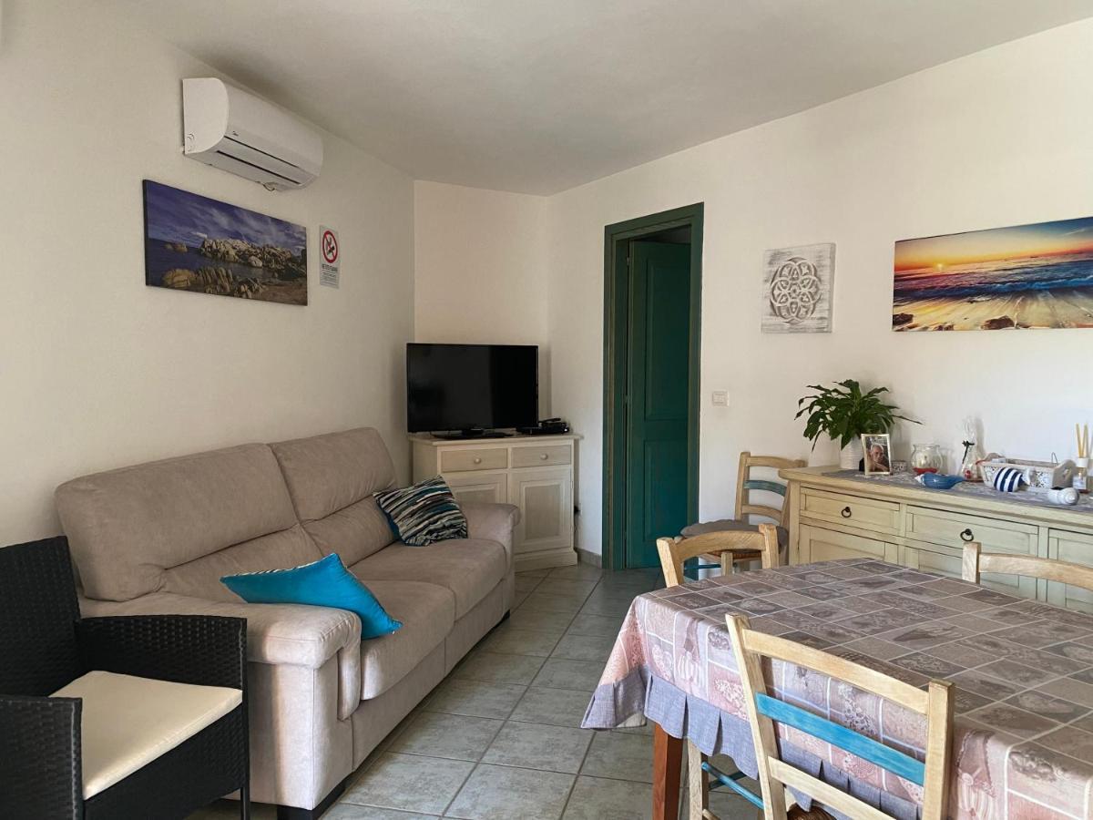 Casa Rosa Lägenhet Olbia Exteriör bild